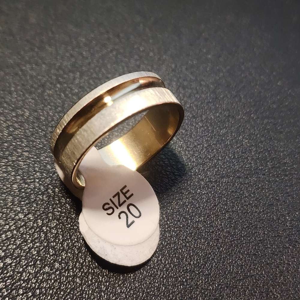 FASHION RINGS TWO TONED BRUSHED ETCHING